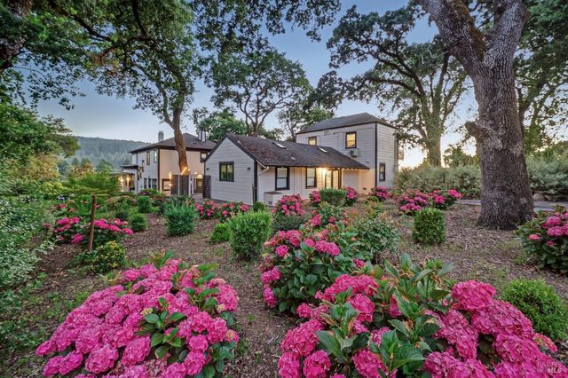 125 Cristo Ln, Santa Rosa, CA 95409