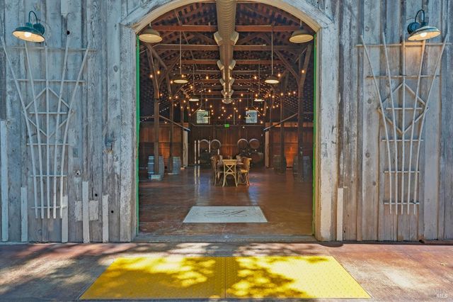 125 Cristo Ln, Santa Rosa, CA 95409