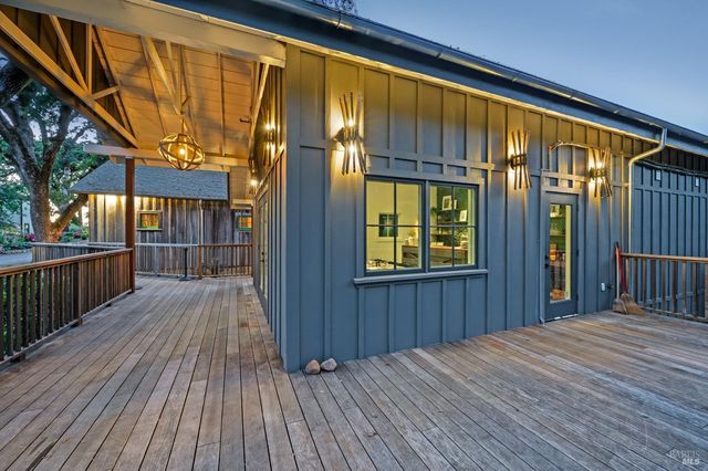 125 Cristo Ln, Santa Rosa, CA 95409