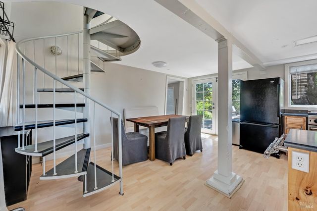 125 Cristo Ln, Santa Rosa, CA 95409