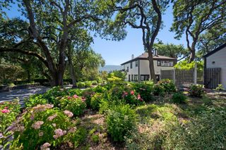 125 Cristo Ln, Santa Rosa, CA 95409