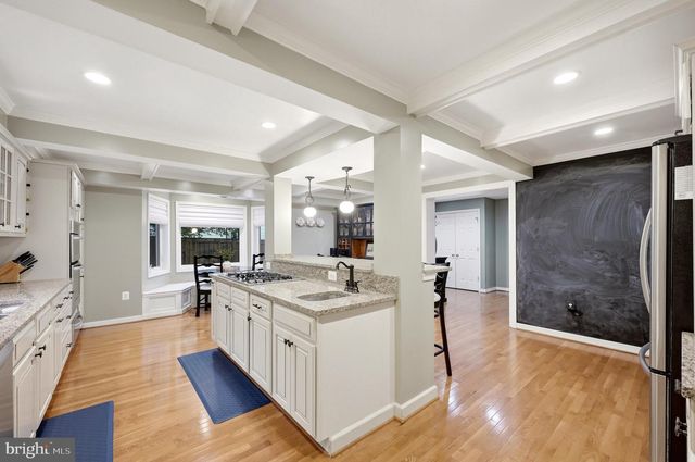 1825 DALMATION DR, Mclean, VA 22101
