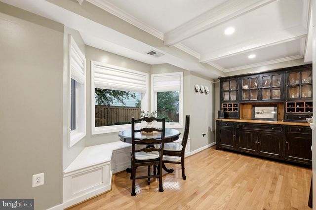 1825 DALMATION DR, Mclean, VA 22101