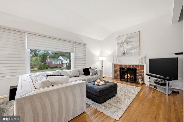 1825 DALMATION DR, Mclean, VA 22101