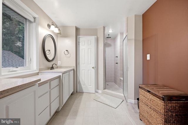 1825 DALMATION DR, Mclean, VA 22101