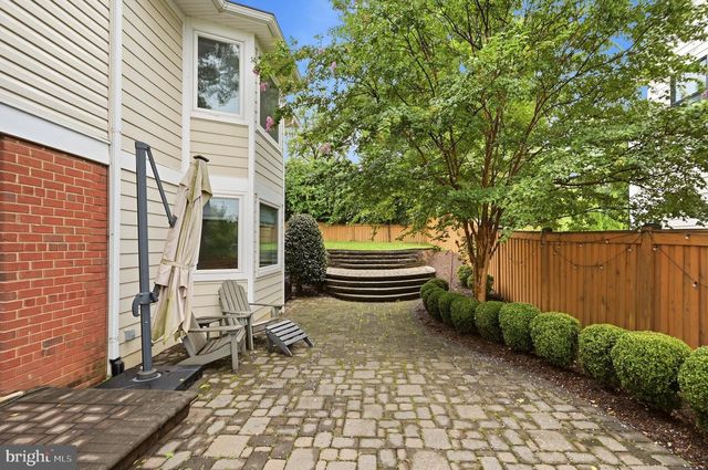 1825 DALMATION DR, Mclean, VA 22101