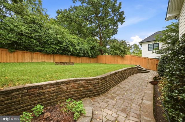 1825 DALMATION DR, Mclean, VA 22101