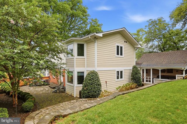 1825 DALMATION DR, Mclean, VA 22101