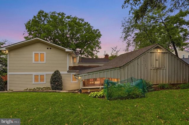 1825 DALMATION DR, Mclean, VA 22101