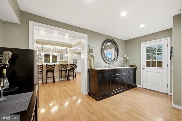 1825 DALMATION DR, Mclean, VA 22101
