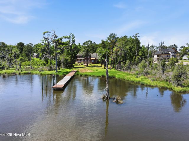 516 Long Point Road, Chocowinity, NC 27817