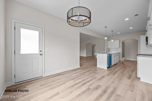 1109 Lunenburg Place, Jacksonville, NC 28540