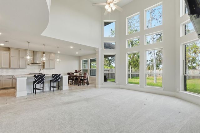 8915 Forest Side Drive, Missouri City, TX 77459