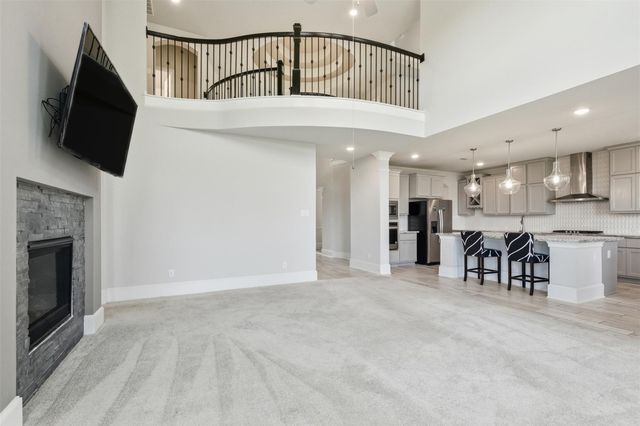 8915 Forest Side Drive, Missouri City, TX 77459