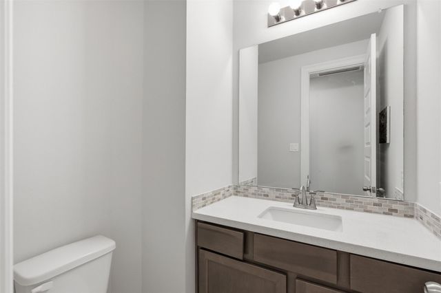 8915 Forest Side Drive, Missouri City, TX 77459