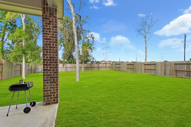 8915 Forest Side Drive, Missouri City, TX 77459