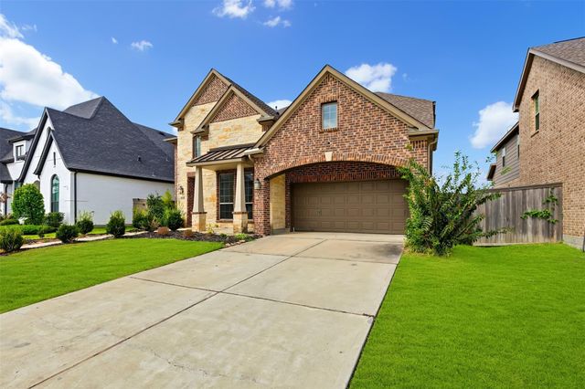 8915 Forest Side Drive, Missouri City, TX 77459