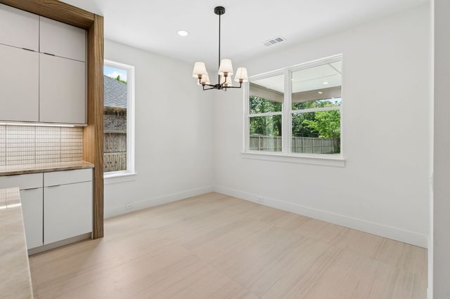 416 S Elm Street, Sherman, TX 75090