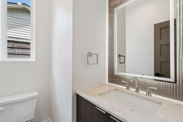 416 S Elm Street, Sherman, TX 75090