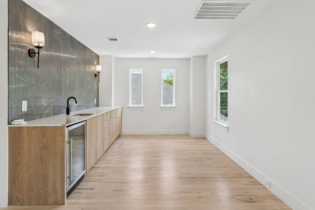 416 S Elm Street, Sherman, TX 75090