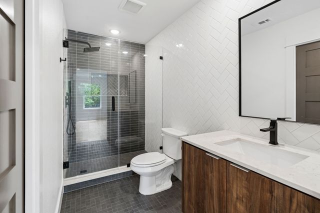 416 S Elm Street, Sherman, TX 75090