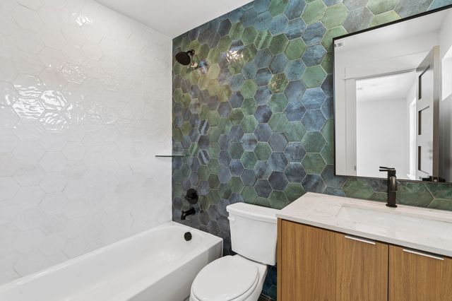 416 S Elm Street, Sherman, TX 75090