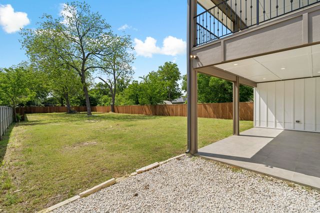 416 S Elm Street, Sherman, TX 75090