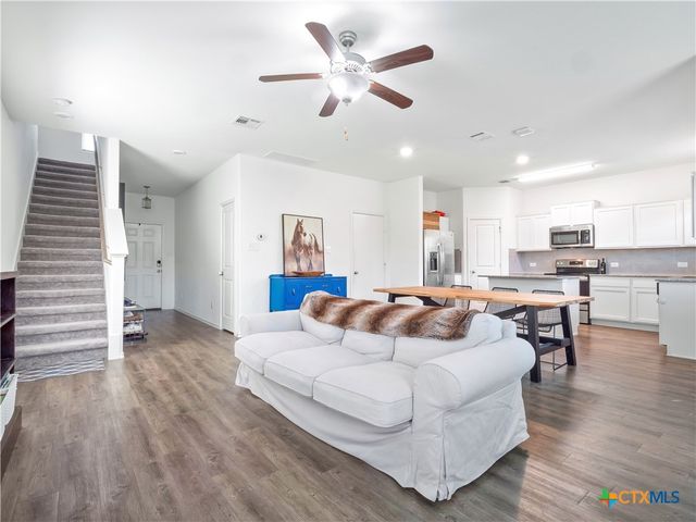 109 Comet Drive 3J, Jarrell, TX 76537