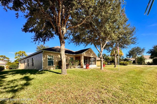 217 Briarcliff Circle, Sebastian, FL 32958