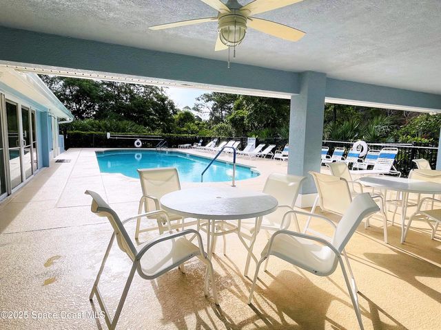 217 Briarcliff Circle, Sebastian, FL 32958