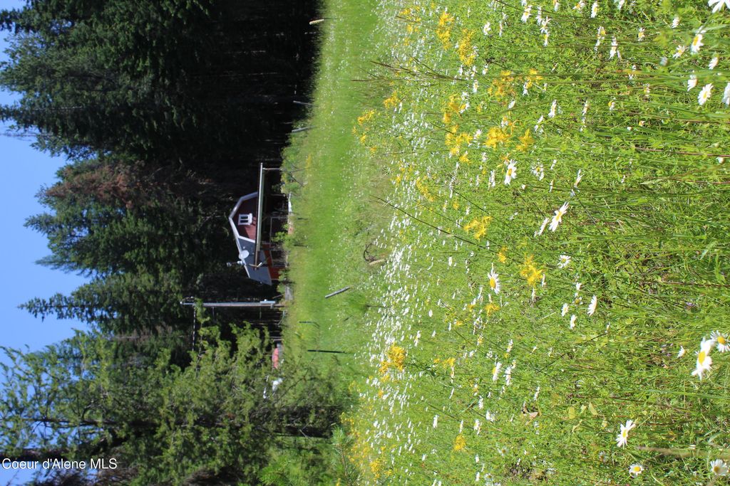 818 Flat Creek Rd, St. Maries, ID 83861
