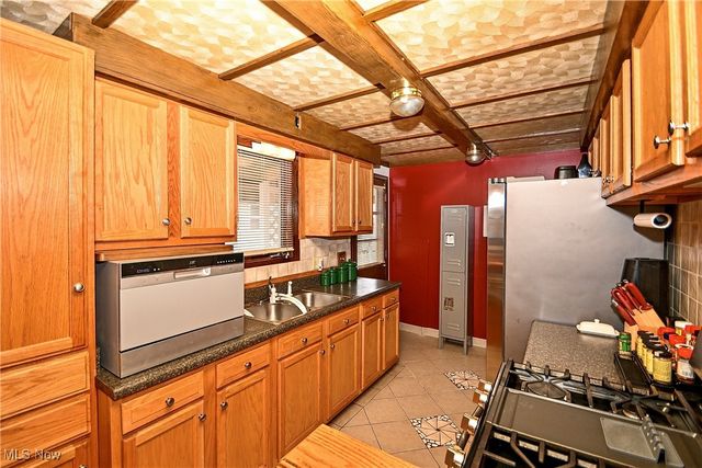 1199 Iona Avenue, Akron, OH 44314