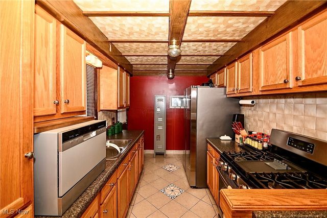 1199 Iona Avenue, Akron, OH 44314