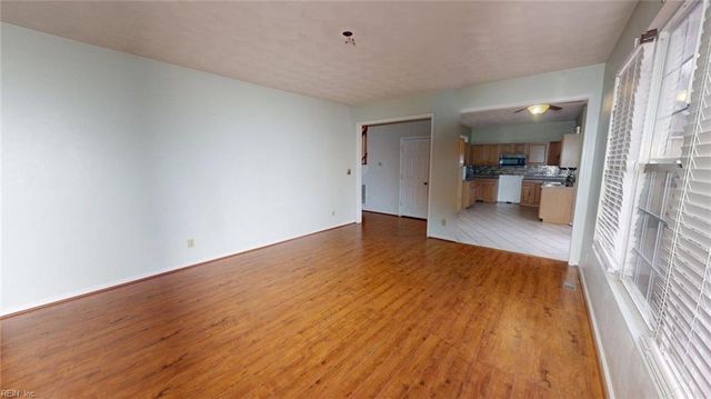 605 County ST, Suffolk, VA 23434