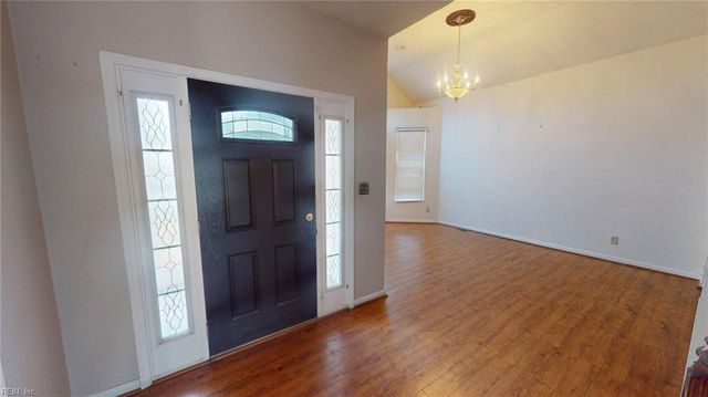 605 County ST, Suffolk, VA 23434