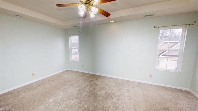 605 County ST, Suffolk, VA 23434