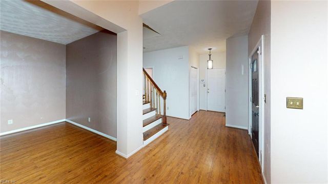 605 County ST, Suffolk, VA 23434