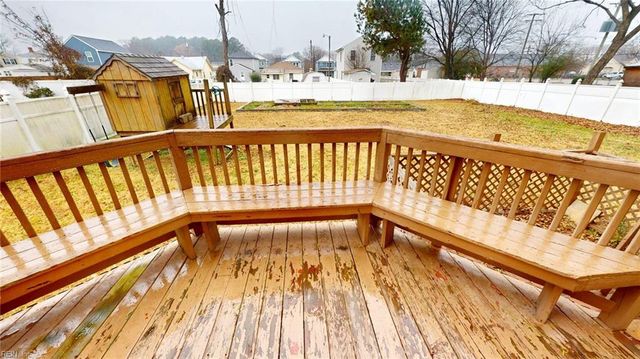 605 County ST, Suffolk, VA 23434