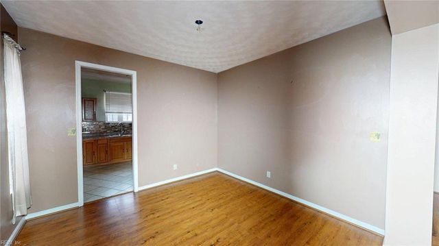 605 County ST, Suffolk, VA 23434