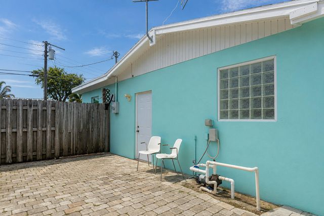 2395 Edgewater Drive, West Palm Beach, FL 33406