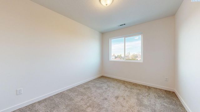 4750 W Quinault Place, Kennewick, WA 99336