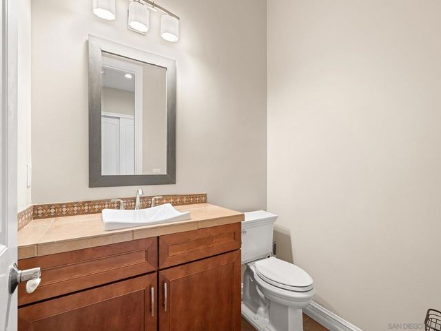 10616 Via Tiglio, Lakeside, CA 92040