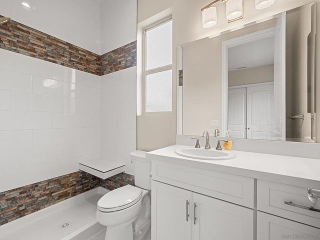 10616 Via Tiglio, Lakeside, CA 92040