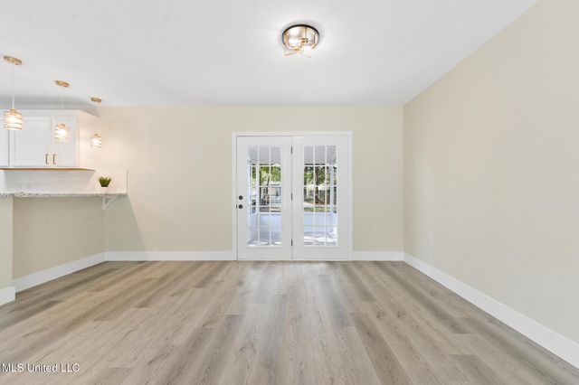 2617 State Street, Gautier, MS 39553