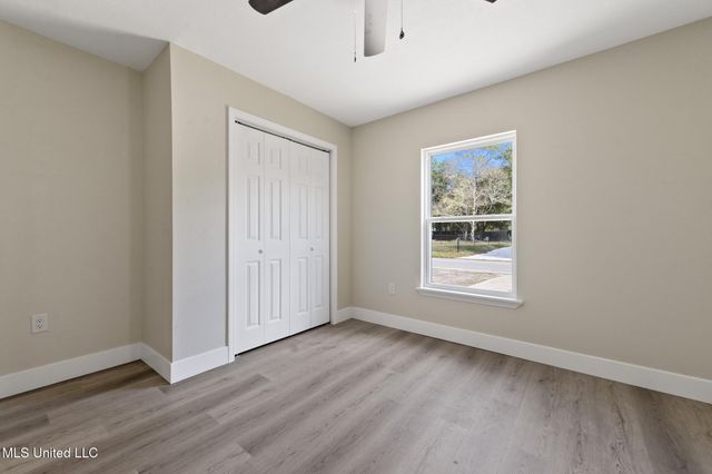 2617 State Street, Gautier, MS 39553