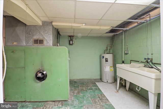 218 HERSHEY AVE, Lancaster, PA 17603