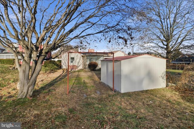 218 HERSHEY AVE, Lancaster, PA 17603