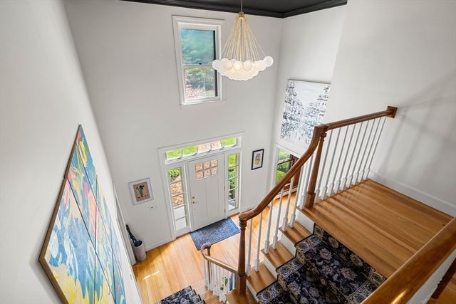 6 Lexington Cir, Holden, MA 01520