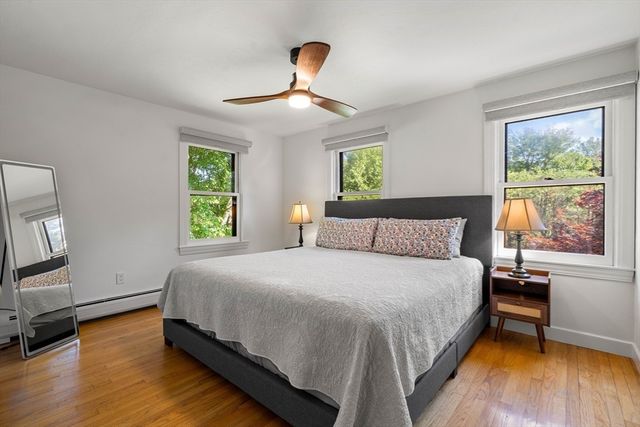 6 Lexington Cir, Holden, MA 01520