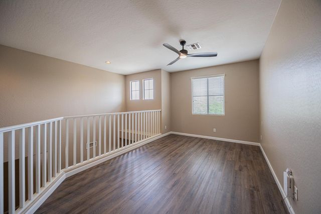 6539 W Jomax Road, Phoenix, AZ 85083